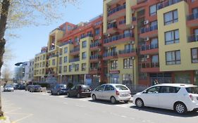 Апартаменти Панорама Бийч